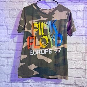 Oddpeople Pink Floyd Tour Shirt reproduction with Camo background SZ XS